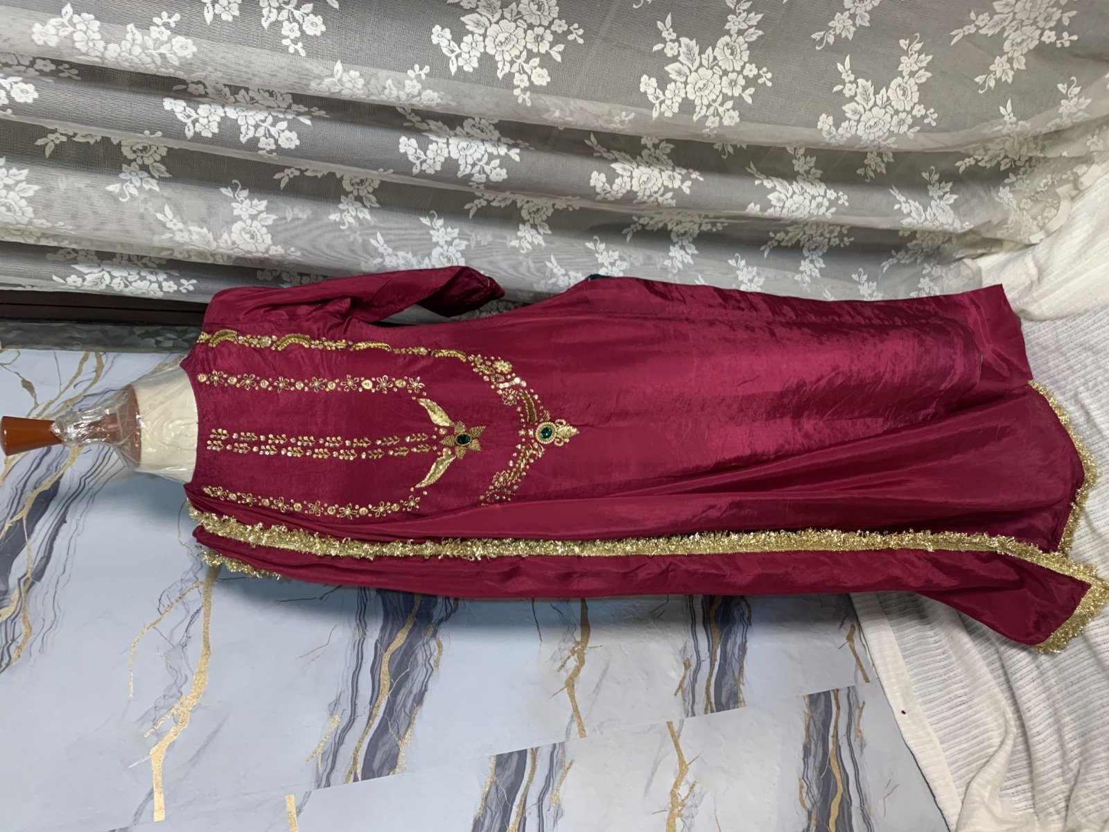 Deep Magenta Tussle silk - Image 2